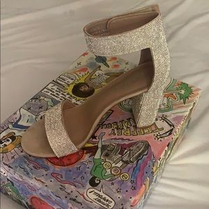 NIB Jeffrey Campbell Rhinestone Sandal
